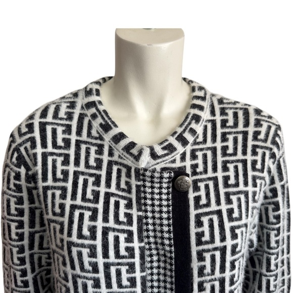 Luxury Knit Sweater Jacket Black + White Geometric Monogram Women's Large - Picture 4 of 15